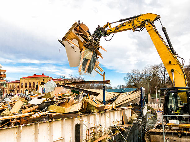 Commercial Cleanout Services in Maricopa, CA